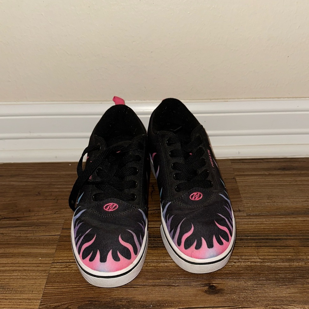 Heelys Black and Pink Flame Women's Sneakers